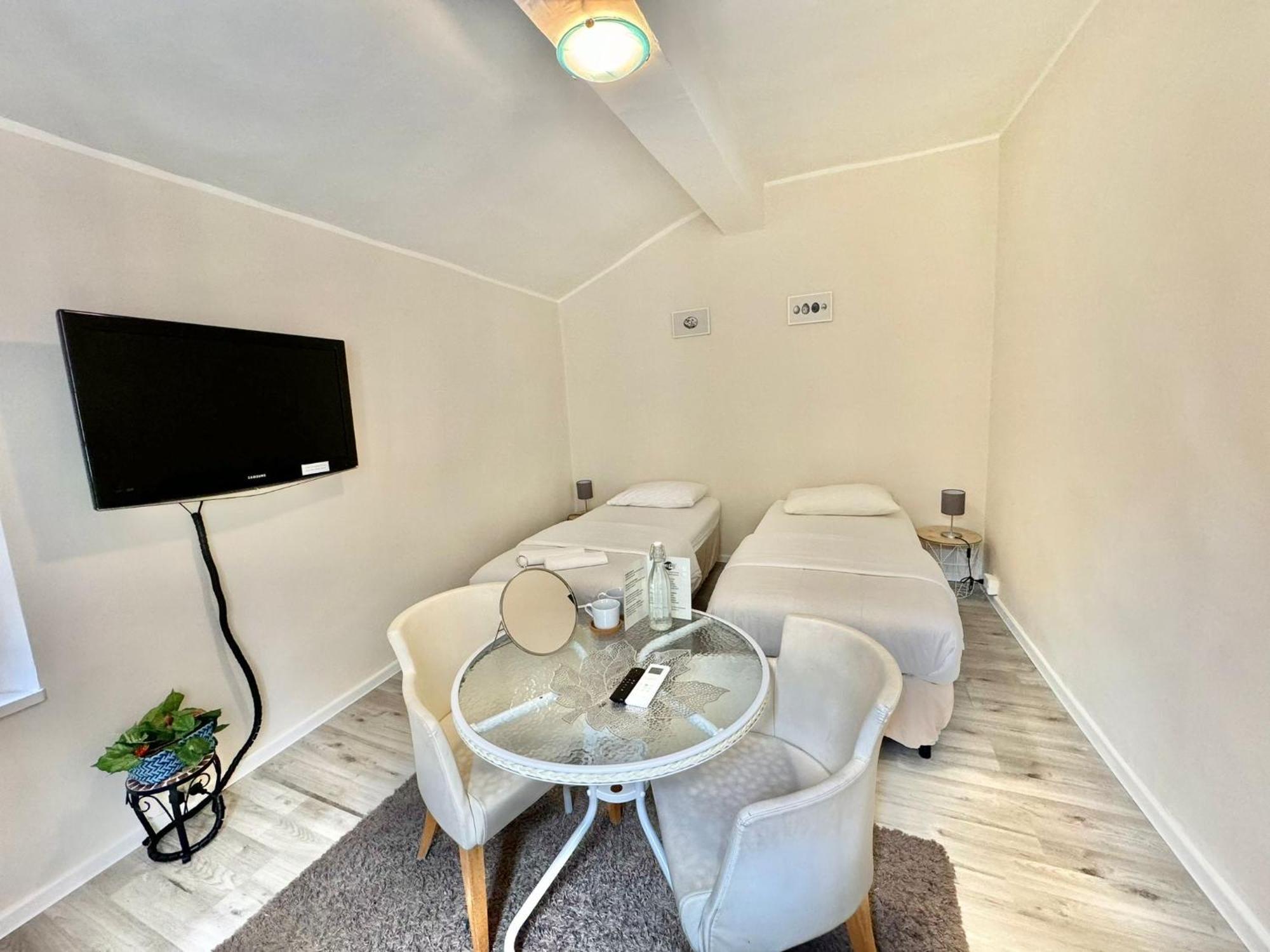 Maison Sarraj Parma Habitación foto